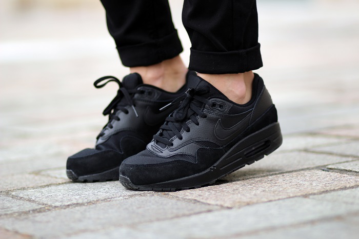 baskets Nike Air Max 90 noires