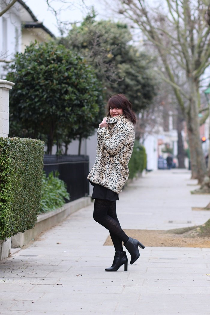 blog mode look manteau fausse fourrure