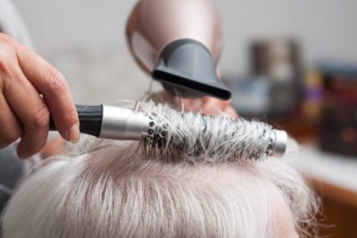 Visite chez le coiffeur : quelle est la fréquence idéale ?